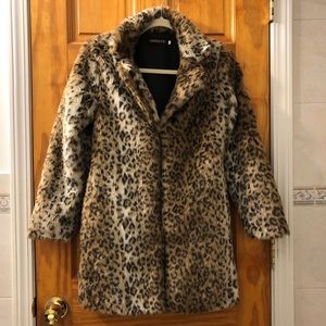 Leopard print faux fur coat